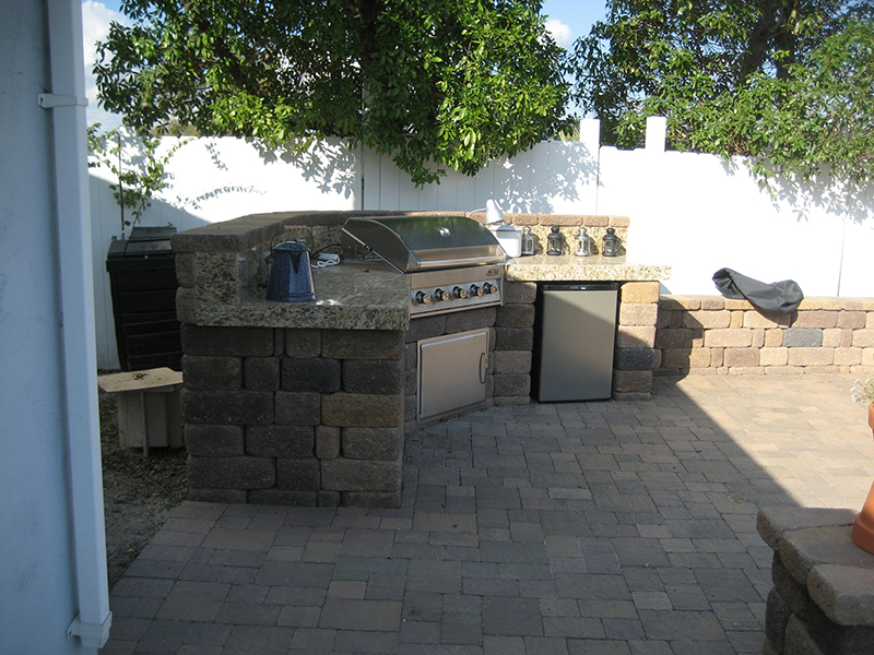 Broesma Outdoor Kitchen in Allied Gardens | Pacific Dreamscapes